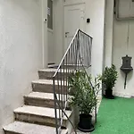 Chic Retreat