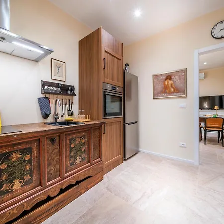 Chic Retreat Триест