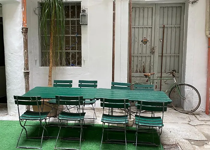 Apartment Chic Retreat